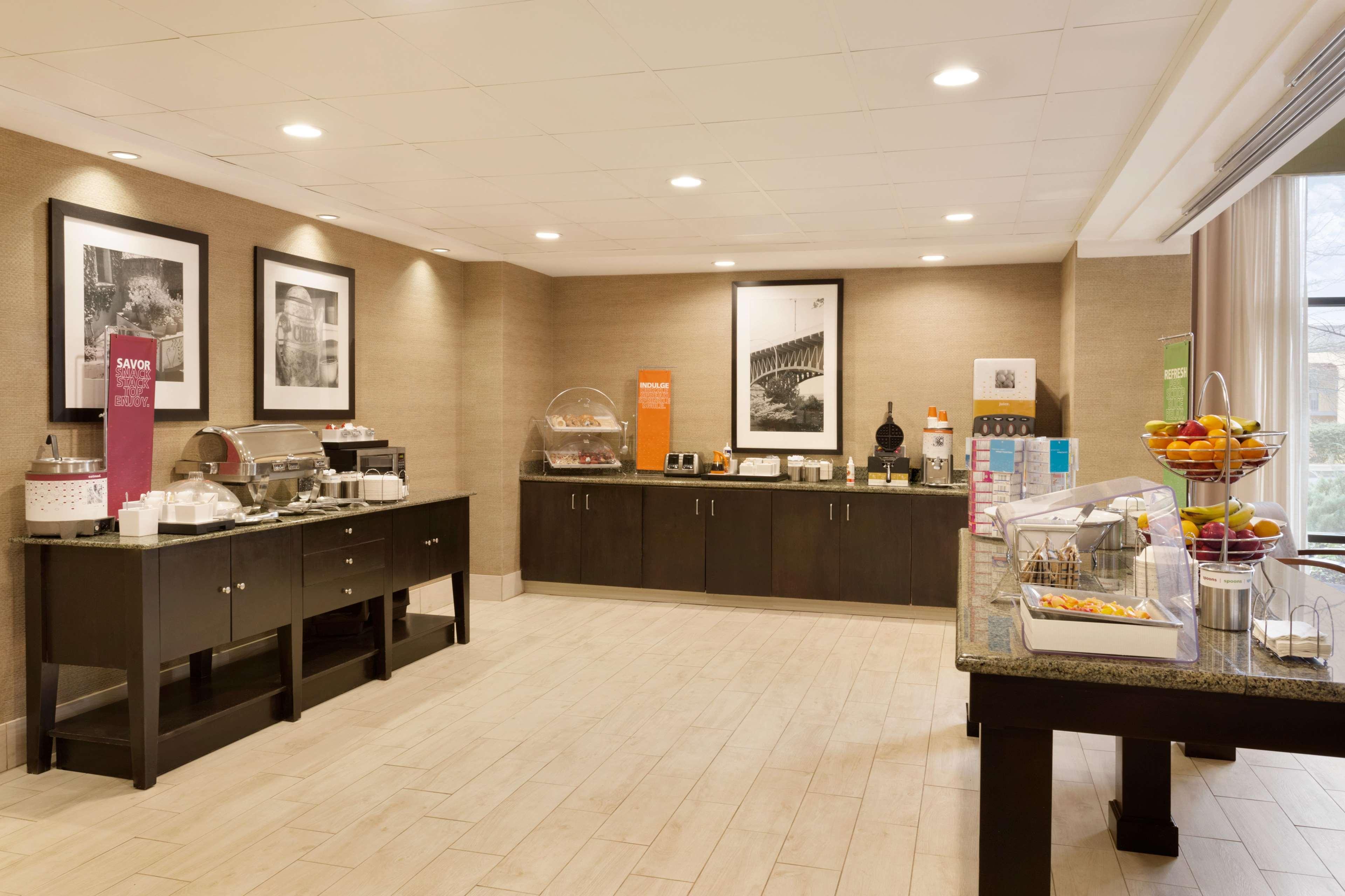 Hampton Inn & Suites Birmingham Airport Area Irondale Екстериор снимка