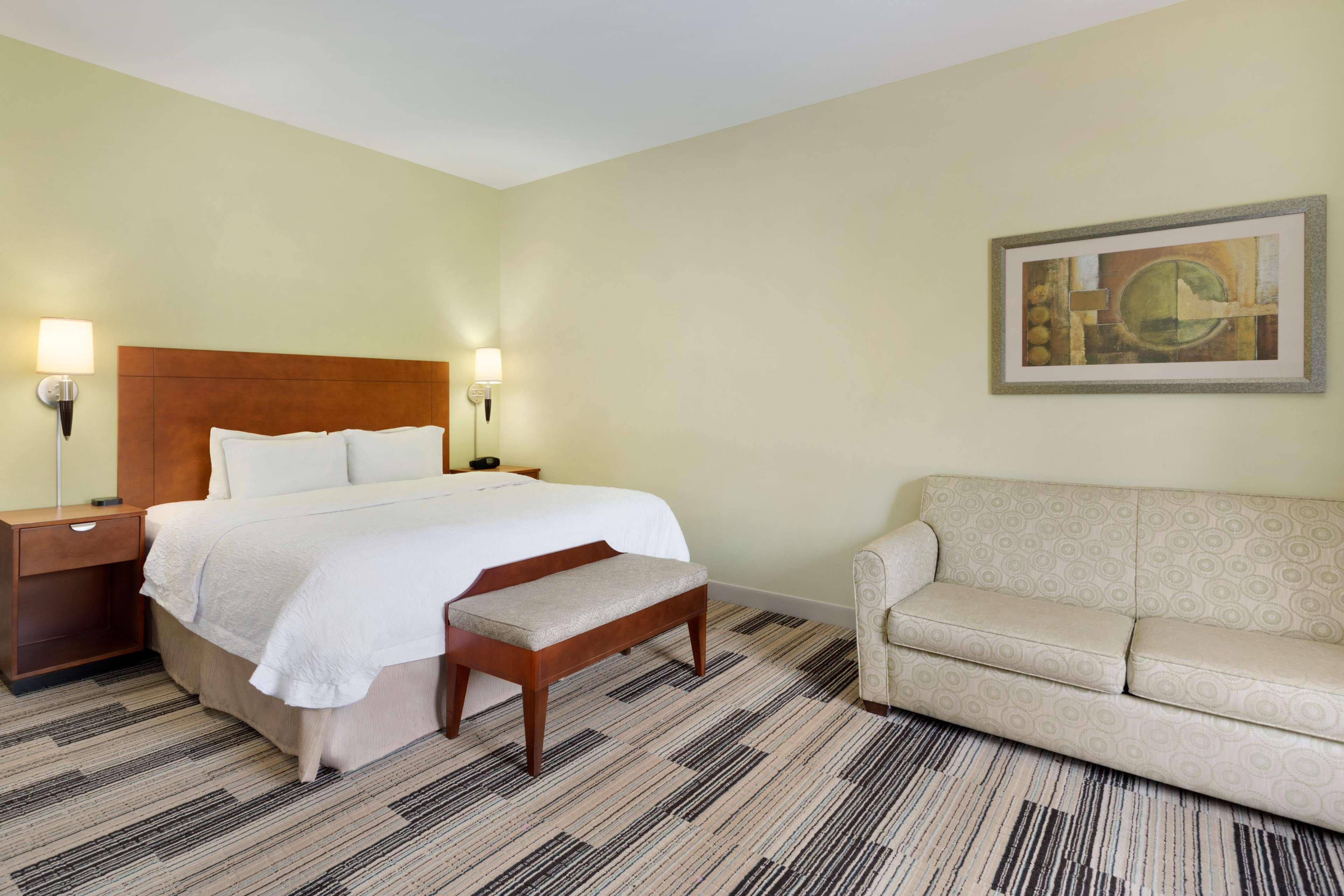 Hampton Inn & Suites Birmingham Airport Area Irondale Екстериор снимка