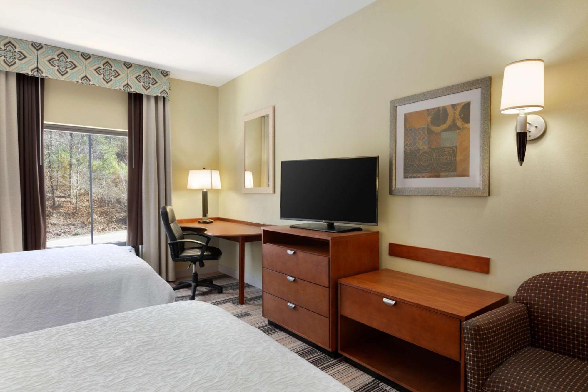 Hampton Inn & Suites Birmingham Airport Area Irondale Екстериор снимка