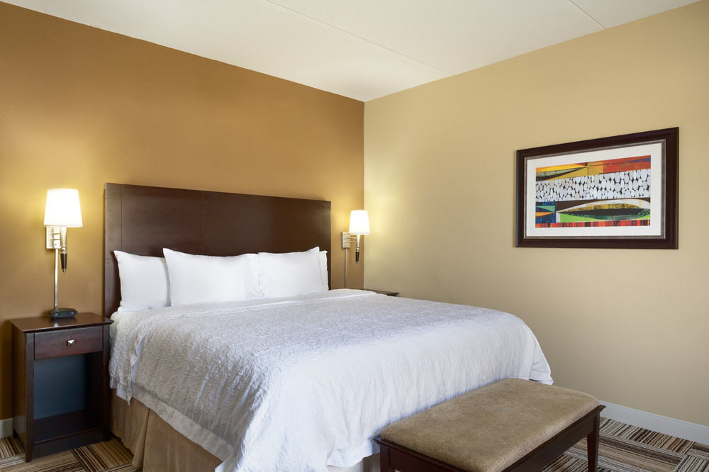 Hampton Inn & Suites Birmingham Airport Area Irondale Екстериор снимка