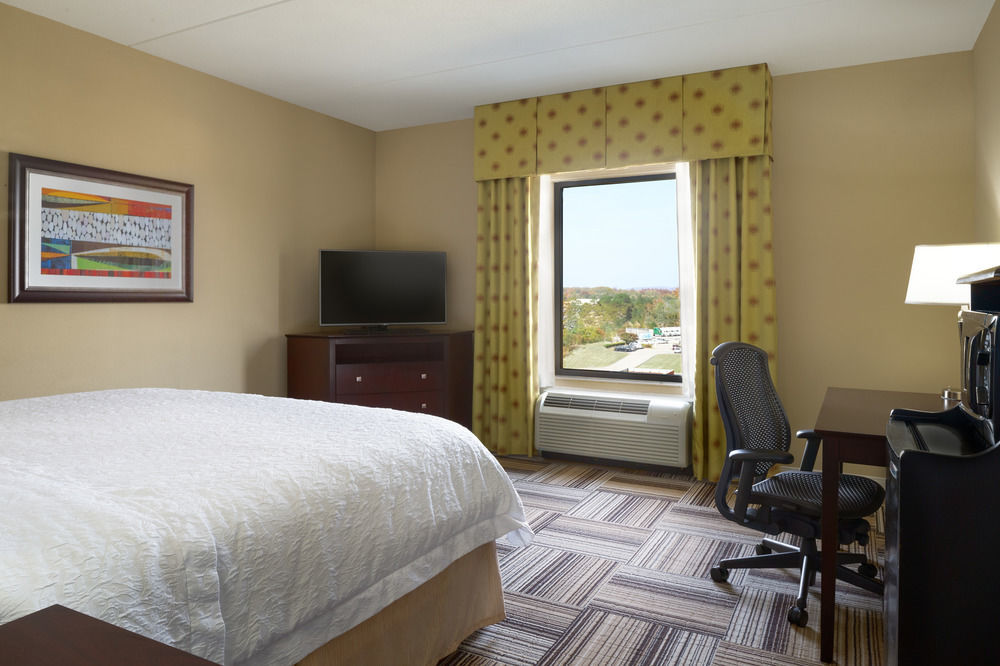 Hampton Inn & Suites Birmingham Airport Area Irondale Екстериор снимка